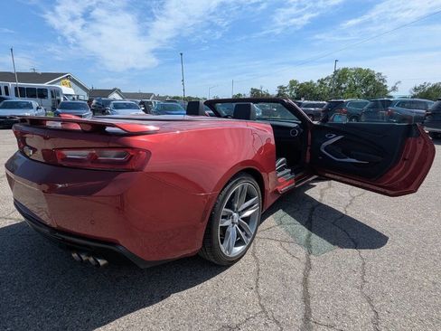 Used 2017 Chevrolet Camaro LT image 11