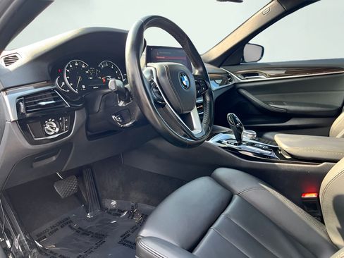 Used 2019 BMW 530i RWD image 35