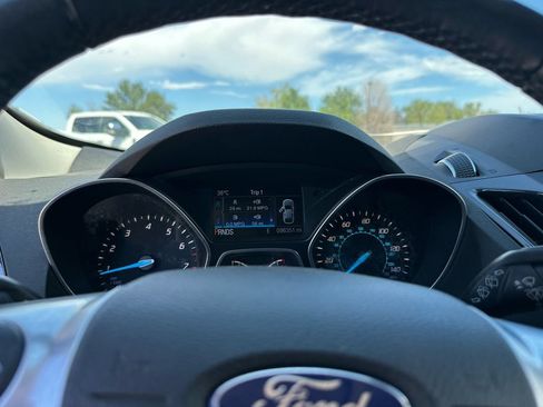 Used 2014 Ford Escape Titanium w/ Equipment Group 401A AWD/4WD image 38