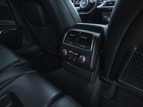 Used 2016 Audi RS 7 Prestige w/ RS 7 Dynamic Package AWD/4WD image 29