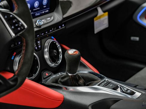 Used 2024 Chevrolet Camaro ZL1 RWD image 66