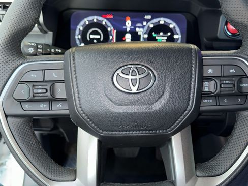 New 2026 Toyota Tacoma TRD Off-Road AWD/4WD image 21