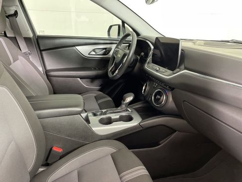 Used 2024 Chevrolet Blazer LT image 17