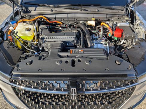 New 2026 Lincoln Nautilus Black Label image 14