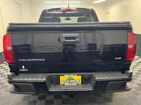 Used 2022 Chevrolet Colorado W/T w/ Custom Special Edition image 2