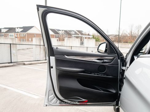 Used 2019 BMW X6 xDrive35i w/ Premium Package image 42