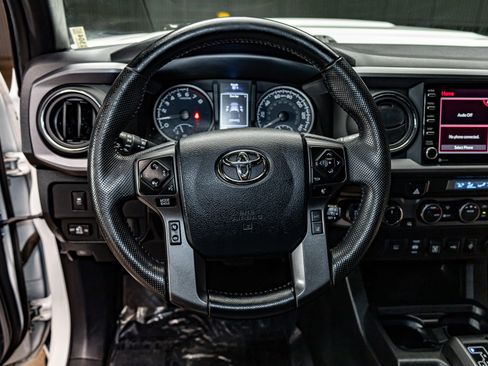 Used 2023 Toyota Tacoma TRD Sport image 18