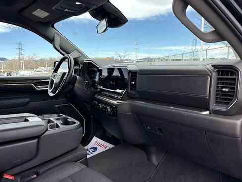 Used 2025 Chevrolet Silverado 1500 LT AWD/4WD image 27