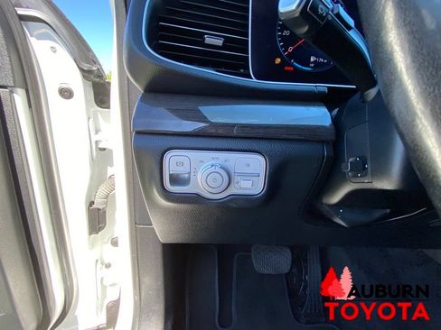 Used 2020 Mercedes-Benz GLE 350 image 35