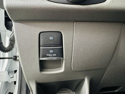 Used 2026 Ford Transit 350 XLT RWD image 11