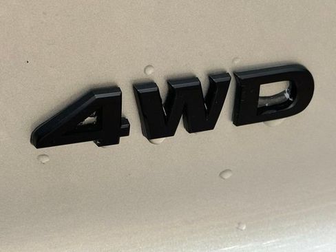 New 2025 Nissan Pathfinder SV w/ Black Appearance Package image 47