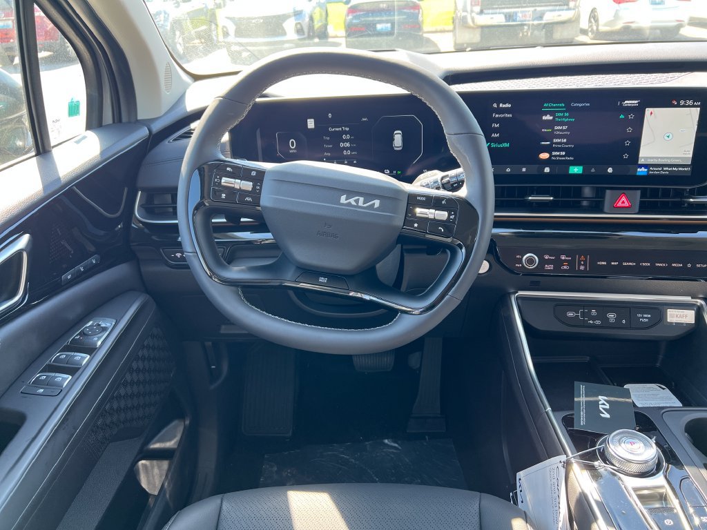 New 2027 Kia Carnival SX Prestige FWD image 17