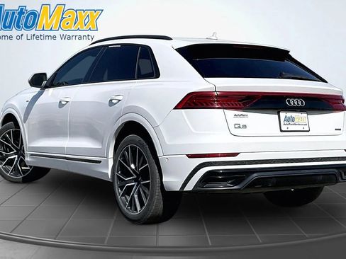 Used 2019 Audi Q8 Prestige w/ Adaptive Chassis Package AWD/4WD image 5