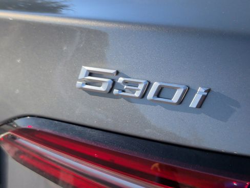 New 2026 BMW 530i w/ Premium Package image 11