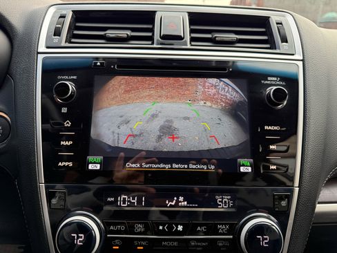 Used 2018 Subaru Outback 2.5i Limited image 12