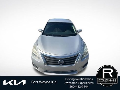 Used 2013 Nissan Altima 2.5 SV FWD image 8