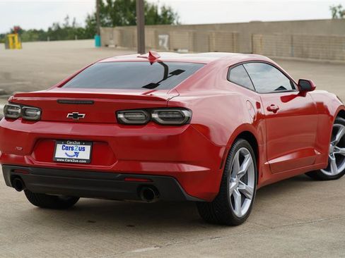 Used 2016 Chevrolet Camaro SS RWD image 7