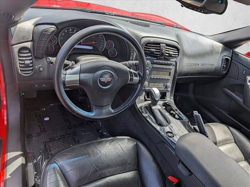 Used 2011 Chevrolet Corvette Coupe w/ 1LT RWD image 10