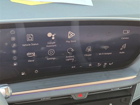 Used 2025 Buick Envision Sport Touring image 23