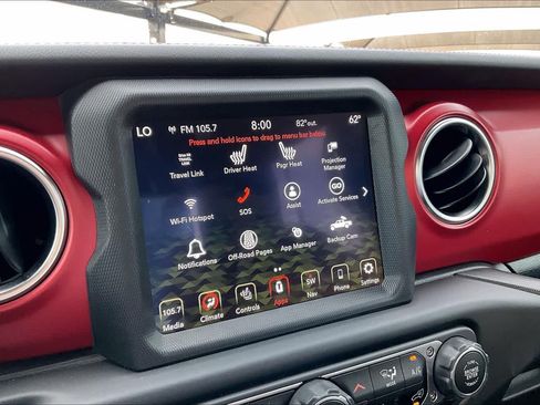 Used 2023 Jeep Gladiator Rubicon w/ Cold Weather Group AWD/4WD image 32