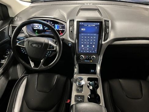 Used 2022 Ford Edge Titanium image 27