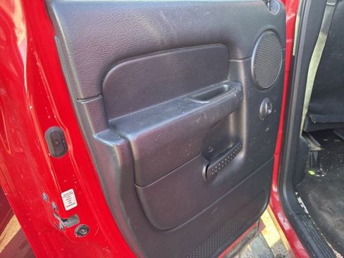 Used 2005 Dodge Ram 1500 Truck SLT image 10