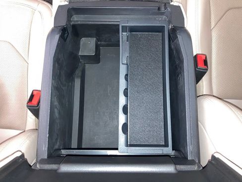 Used 2024 Ford Expedition Max Limited image 11