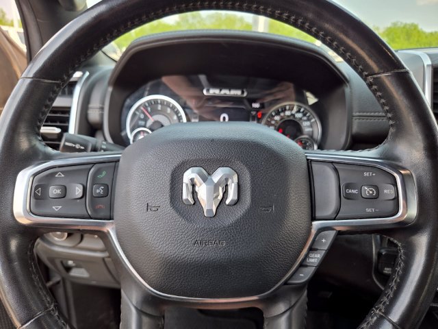 Used 2024 RAM 1500 Laramie AWD/4WD image 21