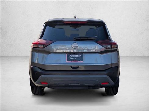 Used 2023 Nissan Rogue S FWD image 7