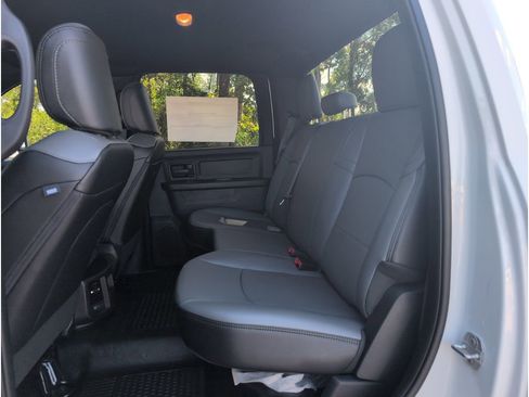 New 2026 RAM 2500 Tradesman w/ Chrome Appearance Group image 33