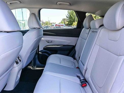 New 2025 Hyundai Tucson SEL image 19