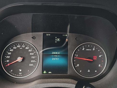 Used 2024 Mercedes-Benz Sprinter 2500 image 8