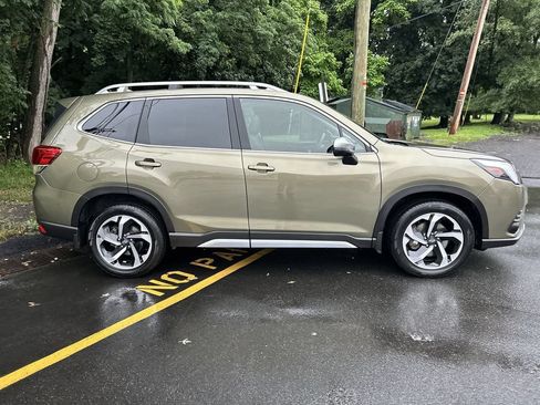 Certified 2023 Subaru Forester Touring AWD/4WD image 9