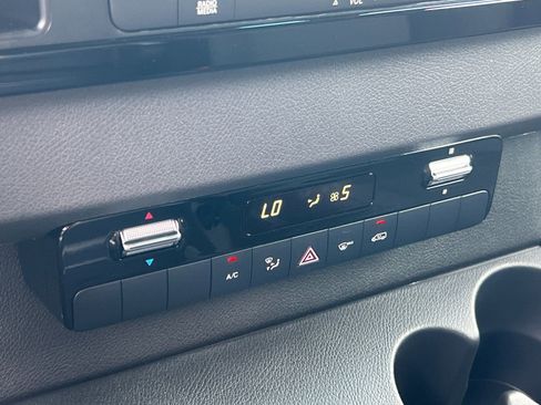 New 2025 Mercedes-Benz Sprinter 2500 image 17