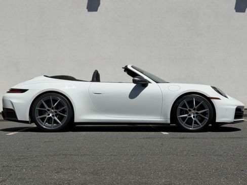 Used 2026 Porsche 911 Carrera T RWD image 5