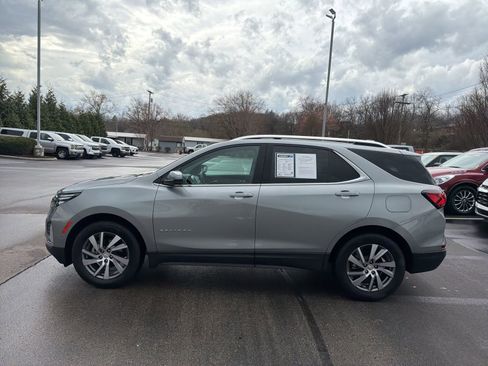 Used 2024 Chevrolet Equinox Premier image 2