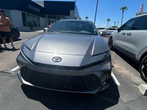 Used 2026 Toyota Camry SE w/ Convenience Package FWD image 7