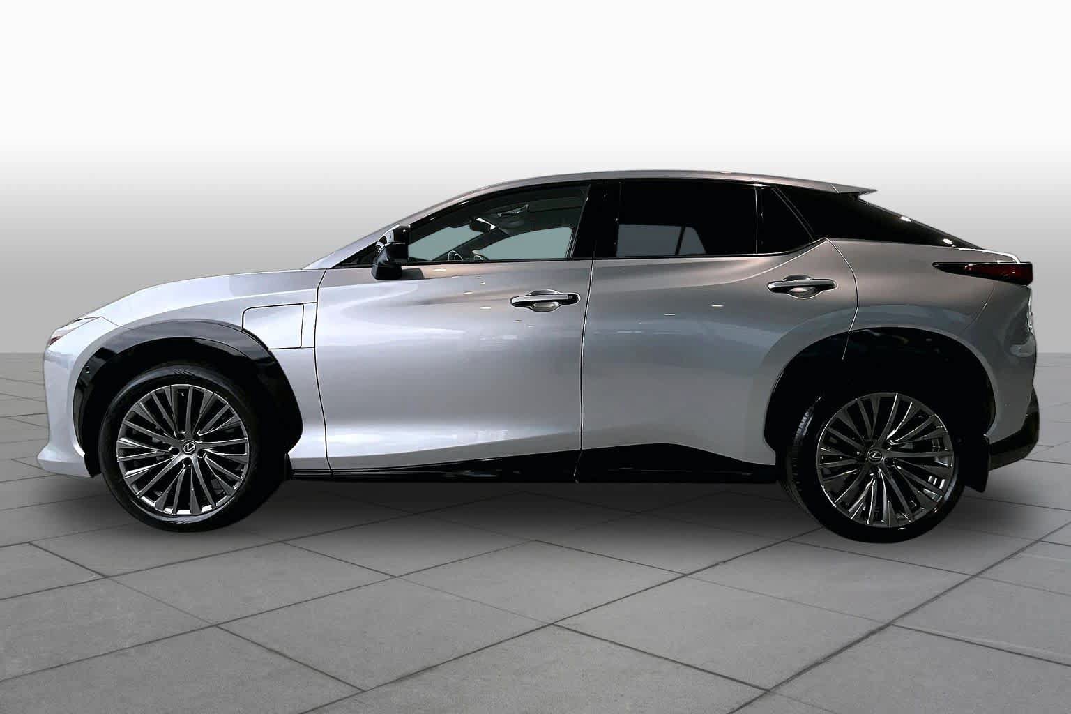 Used 2023 Lexus RZ 450e Premium w/ Accessory Package (A2) AWD/4WD image 32