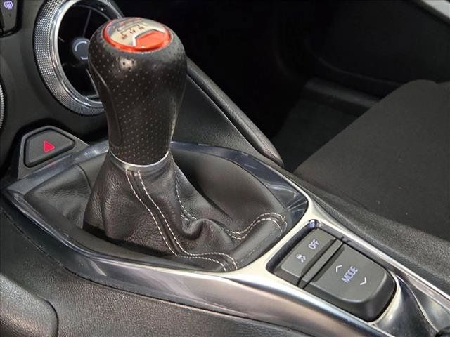Used 2024 Chevrolet Camaro LT RWD image 12
