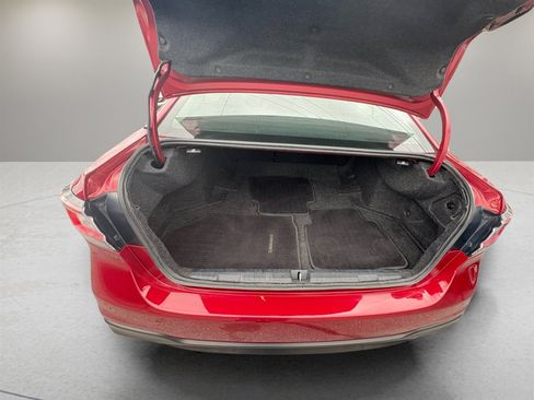 Used 2020 Subaru Legacy Limited image 38