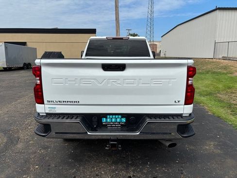 Used 2025 Chevrolet Silverado 2500 LT w/ Convenience Package AWD/4WD image 6
