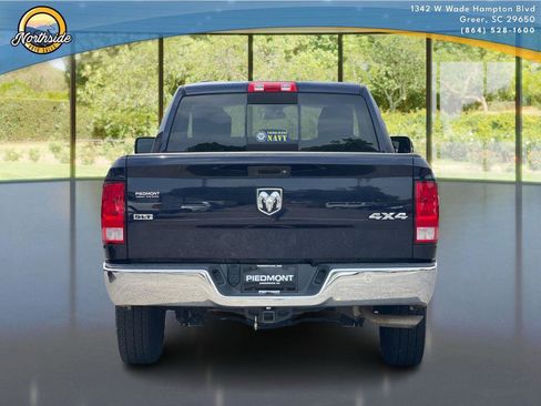 Used 2017 RAM 1500 Classic SLT image 9