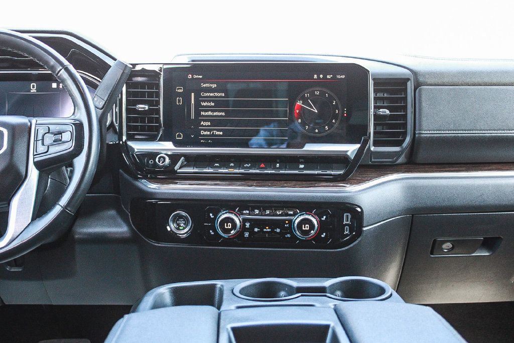 Used 2023 GMC Sierra 1500 Elevation AWD/4WD image 13