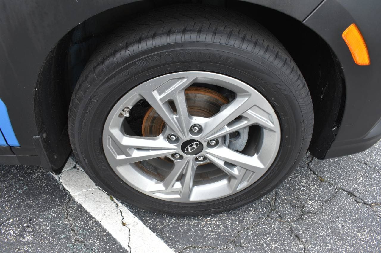 Used 2022 Hyundai Kona SEL w/ Cargo Package FWD image 33