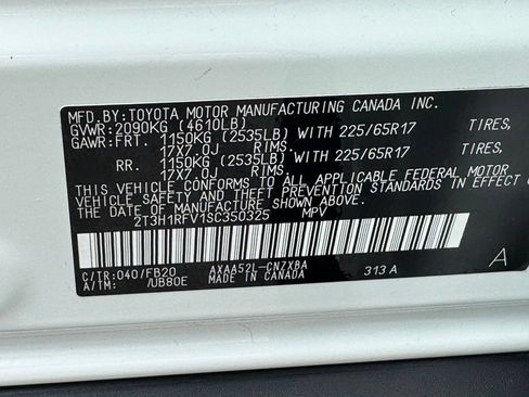 Used 2025 Toyota RAV4 LE FWD image 29