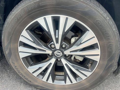 Certified 2021 Nissan Rogue SV FWD image 7