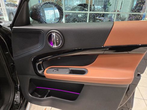 Used 2023 MINI Cooper Countryman Cooper w/ Signature Upholstery Package image 15