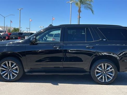 Used 2023 Cadillac Escalade Sport AWD/4WD image 7