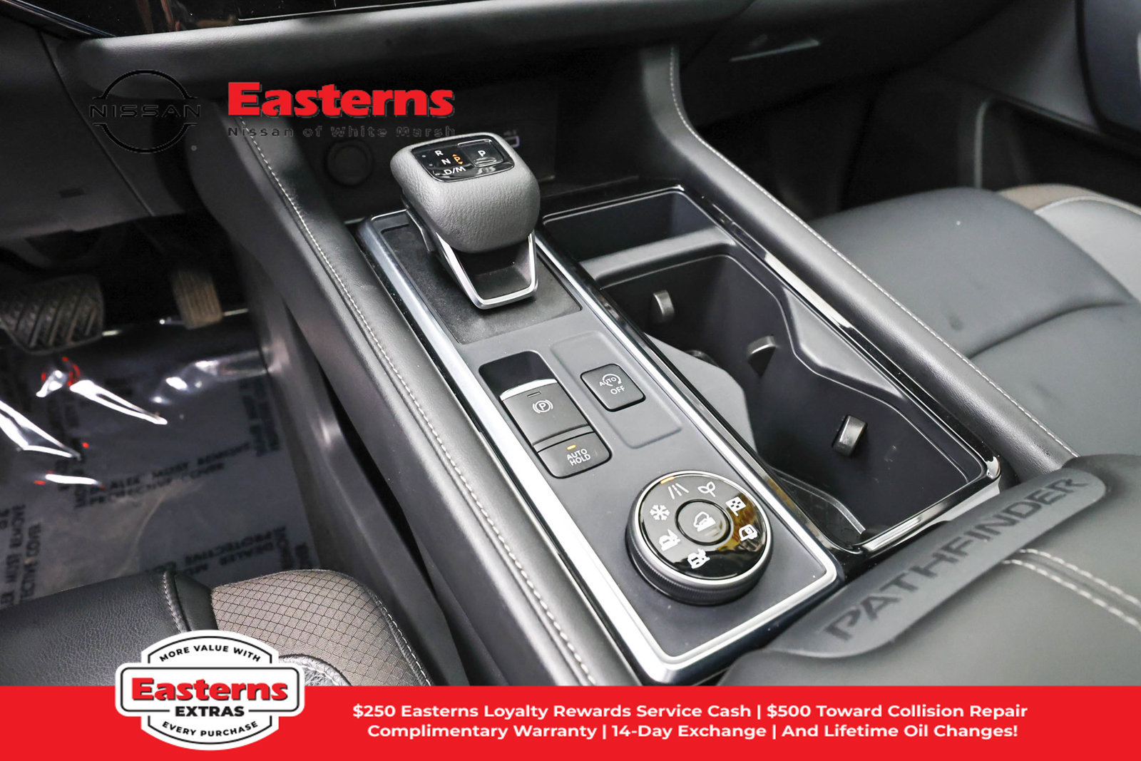 Used 2024 Nissan Pathfinder SL w/ SL Premium Package AWD/4WD image 13