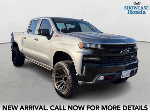Used 2020 Chevrolet Silverado 1500 LT Trail Boss w/ Convenience Package image 6